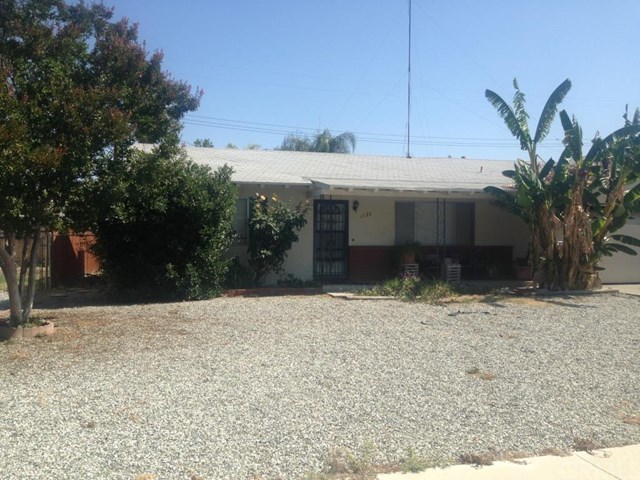For Sale: 1126 Val Verde Dr Hemet, CA 92543