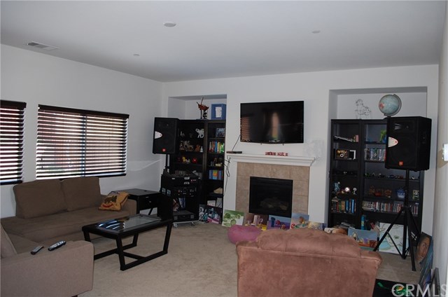 25800 White Wood Cir
