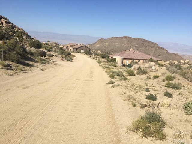 59512 Avenida La Cumbre