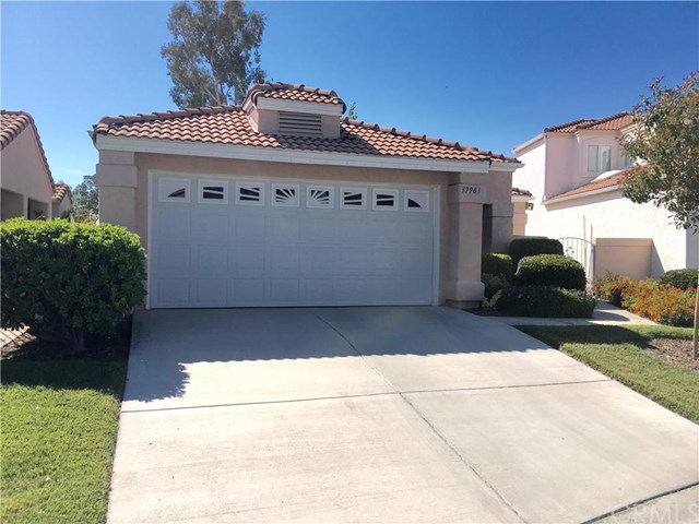 For Sale: 39983 Corte Lorca Murrieta, CA 92562