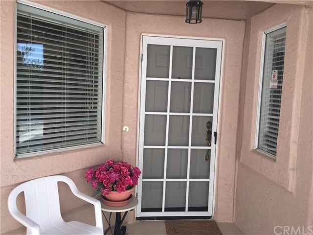 For Sale: 39983 Corte Lorca Murrieta, CA 92562