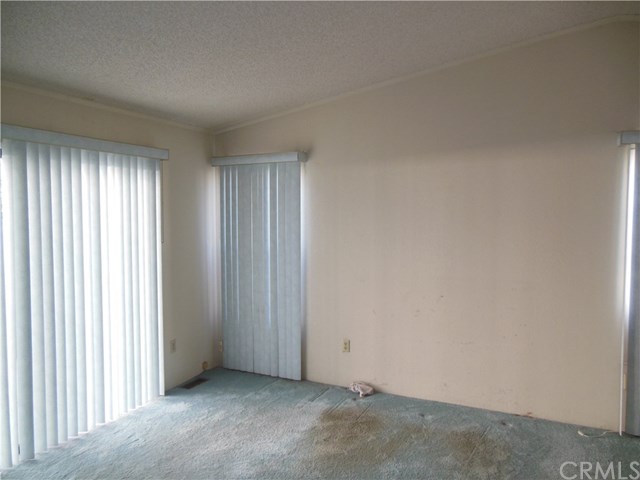 38064 Calle Amigable