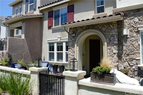26595 Silver Oaks Dr
