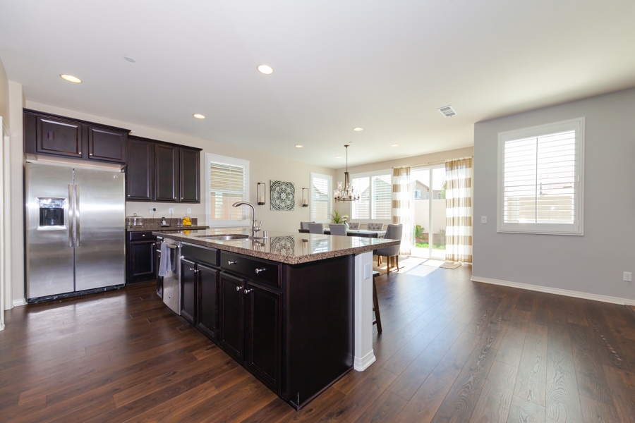 For Sale: 37523 Black Sage Pl Murrieta, CA 92563
