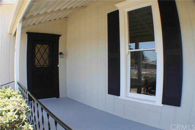 For Sale: 270 W 5th St Perris, CA 92570