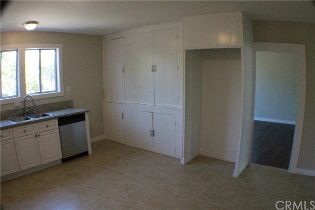 For Sale: 270 W 5th St Perris, CA 92570