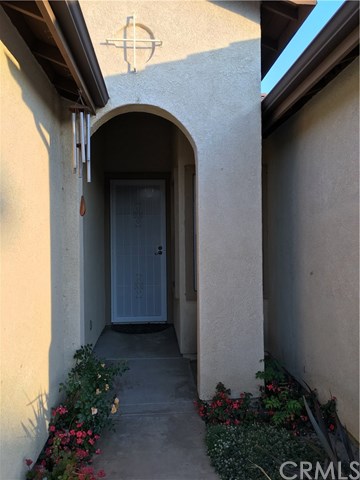 1704 E Beringer Dr