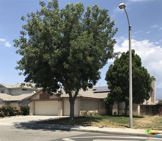 1187 Avenida Roundelay