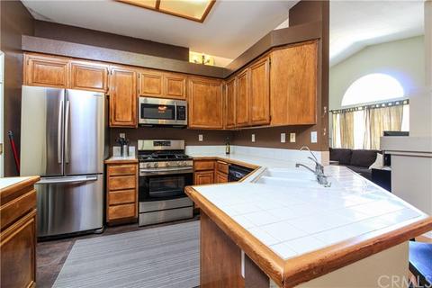 1087 Luna Way