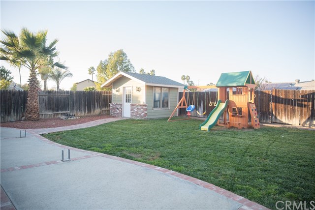 26098 Lazy Creek Rd