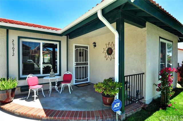 For Sale: 25672 Roylene Dr Sun City, CA 92586