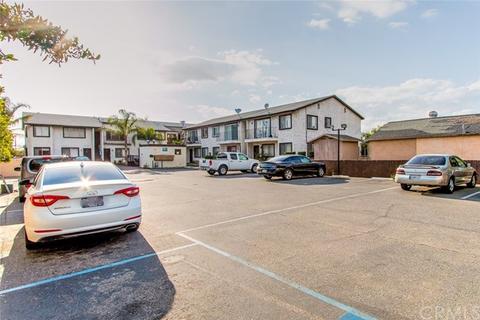 677 Wellsley Dr