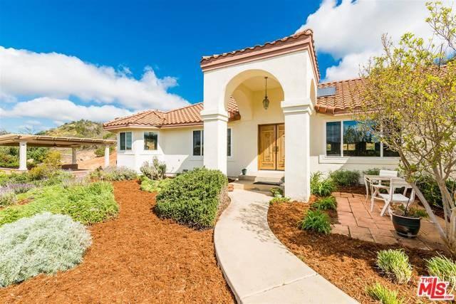 913 River Oaks Ln