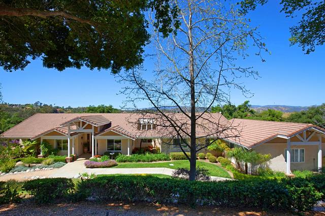 913 River Oaks Ln