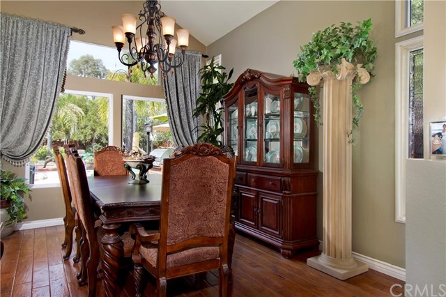 For Sale: 29827 Via Sevilla Temecula, CA 92591