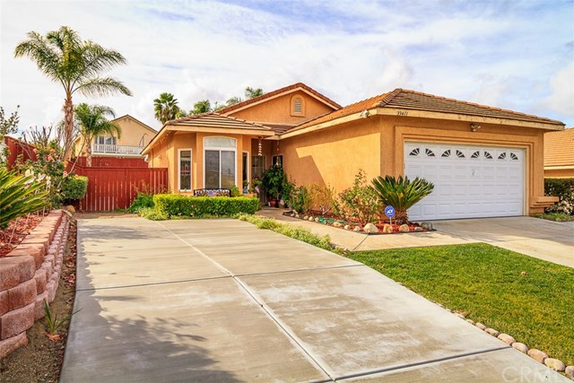 33411 Camino Piedra Rojo