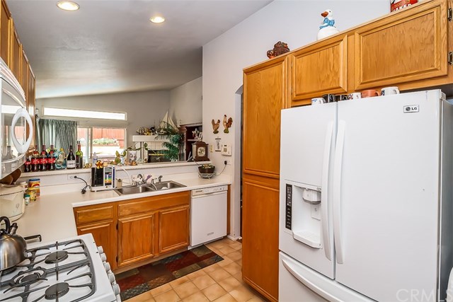 33411 Camino Piedra Rojo
