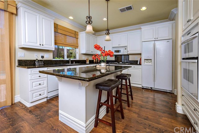 For Sale: 45018 Oakford Ct Temecula, CA 92592