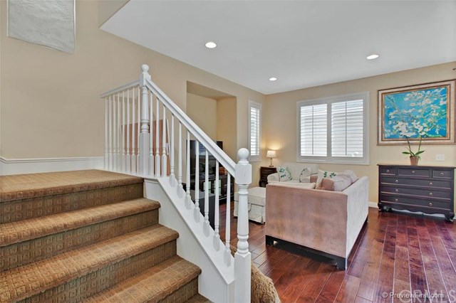 For Sale: 127 Hyde Park Irvine, CA 92606