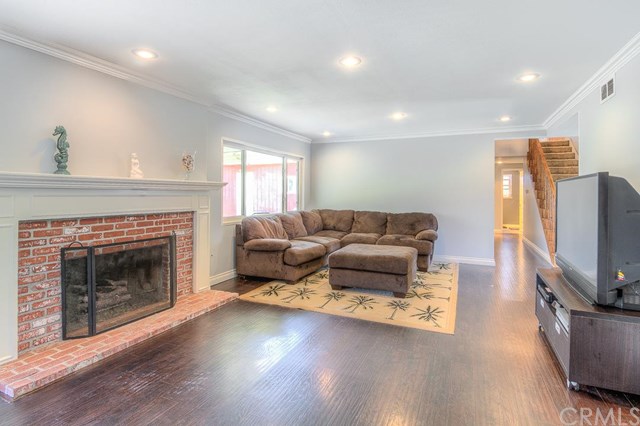 For Sale: 1139 El Camino Dr Costa Mesa, CA 92626