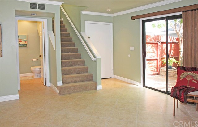 350 Avocado St #APT G1, Costa Mesa CA 92627