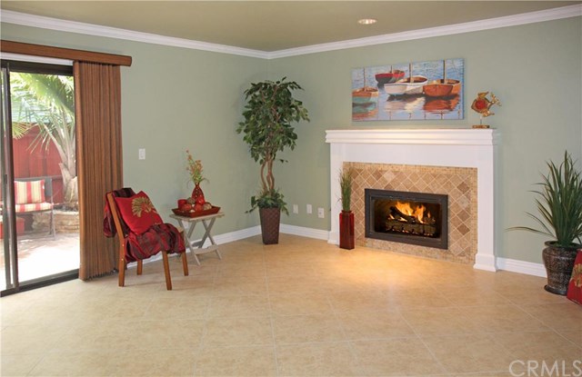 350 Avocado St #APT G1, Costa Mesa CA 92627