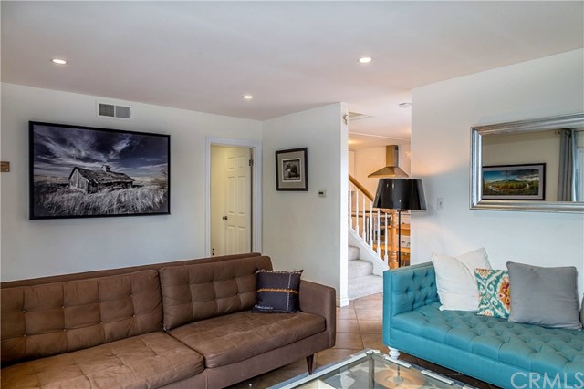 1845 Anaheim Ave #8B