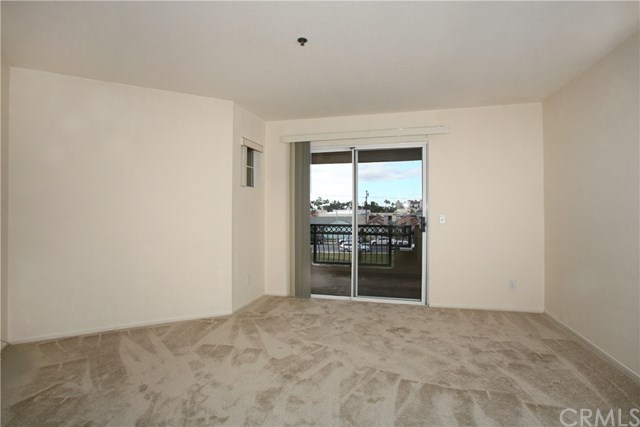 320 Lake St #204