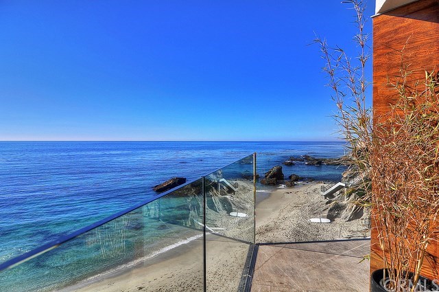2049 Ocean Way