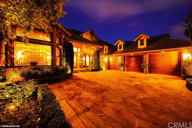 25541 Saddle Rock Pl