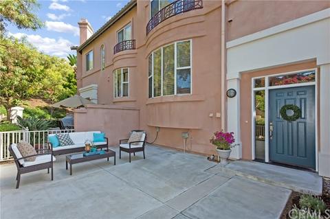29 Gauguin Cir