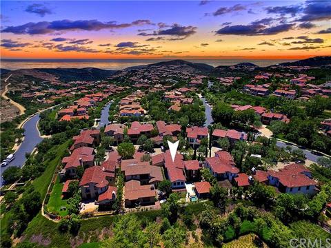 10 Overlook Dr