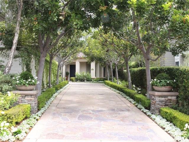 8 Colonial Dr
