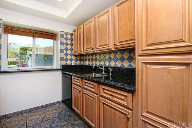 2183 Avenida Espada