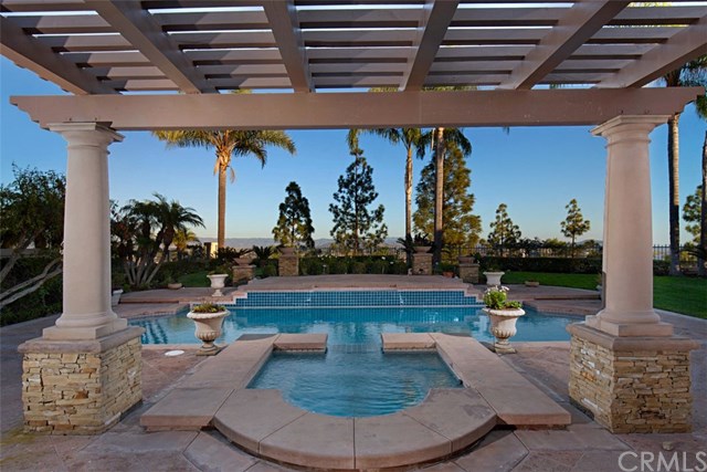 48 Coronado Pointe