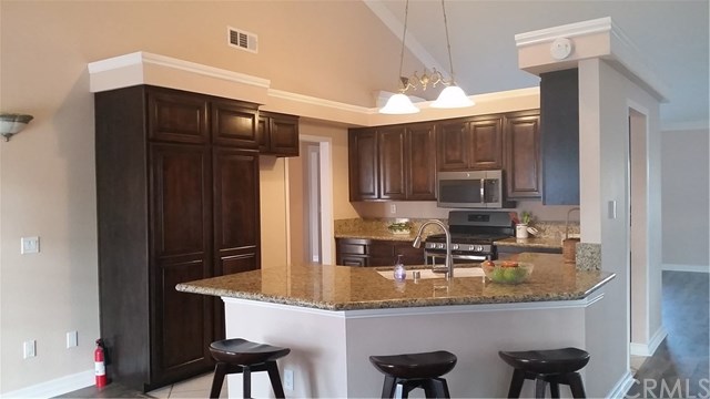 25 Baroness Ln