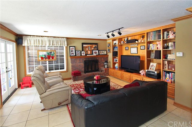 For Sale: 31712 Via Patito Trabuco Canyon, CA 92679