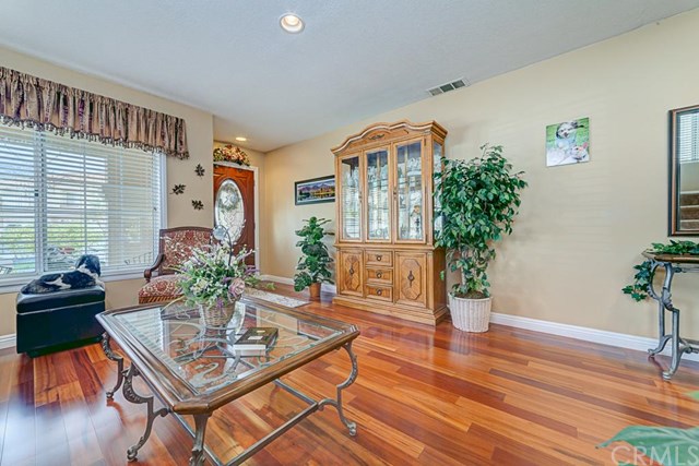 For Sale: 22 Calle Bella Rancho Santa Margarita, CA 92688