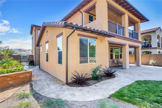25 Farra St