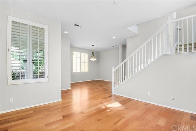9 Sklar St