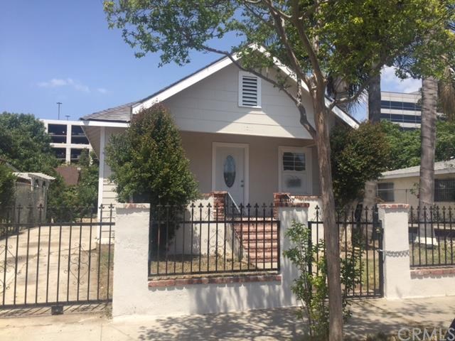 1011 W 2nd St, Santa Ana CA 92703