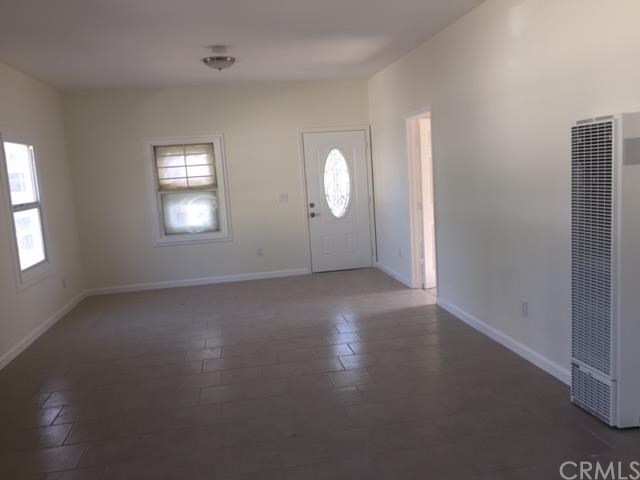 1011 W 2nd St, Santa Ana CA 92703