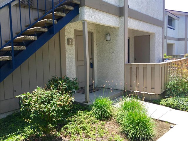 For Sale: 2853 S Fairview St #G Santa Ana, CA 92704