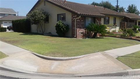 8356 Stanton Ave
