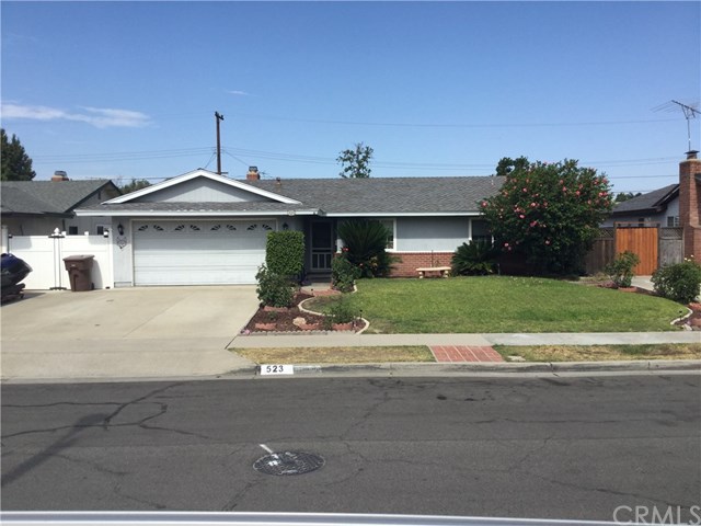 1503 E Elm St