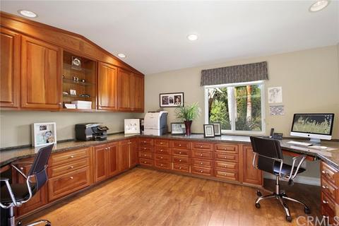 18811 Ridgeview Cir
