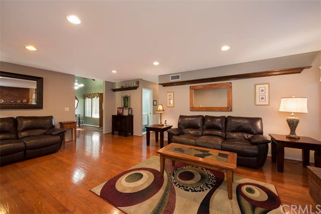 542 Concord Ave, Fullerton CA 92831