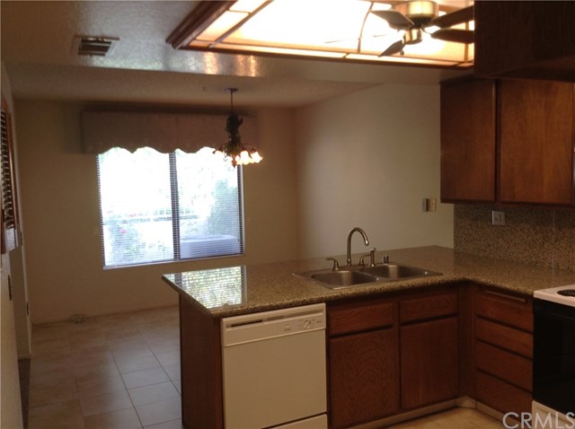 902 Creekside Dr #47