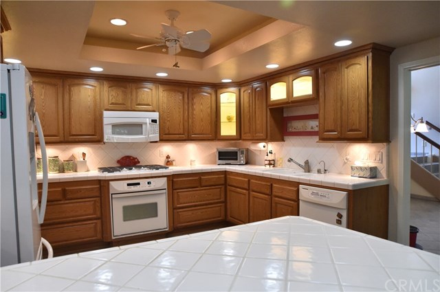 227 Brownstone Dr