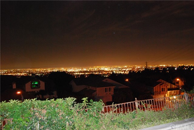 2334 N Rockridge Cir